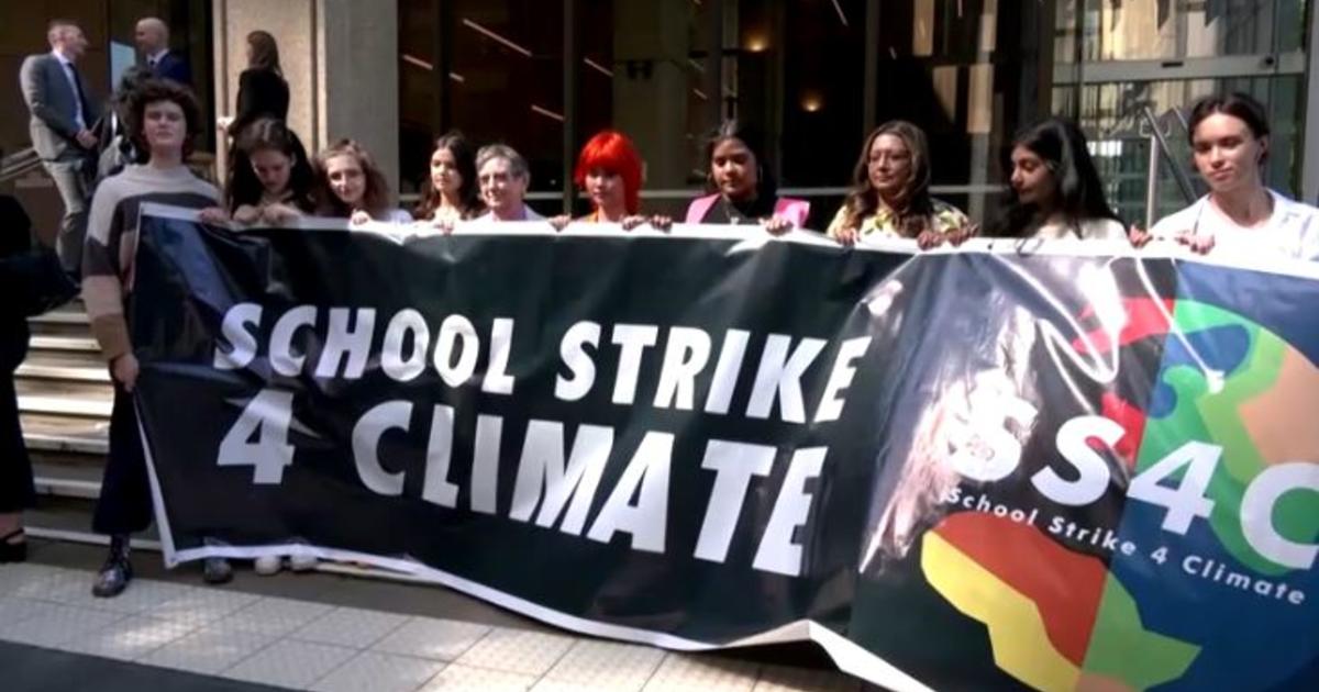 Court quashes teens' legal bid to make it a government minister's duty to protect them from climate change