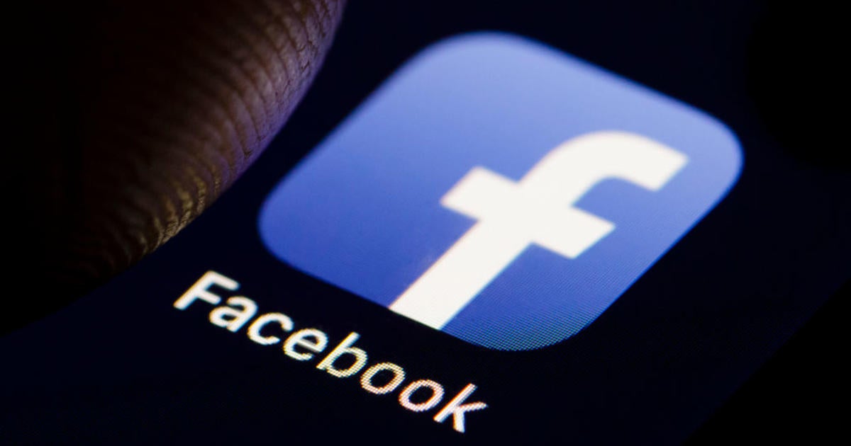 Facebook blocks Australians from sharing news on its platform